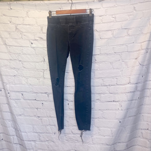 Old Navy Black Distressed Rockstar Jeggings Size 2 Excellent Condition - Picture 1 of 11
